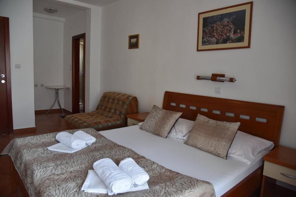 Triple Room with Terrace